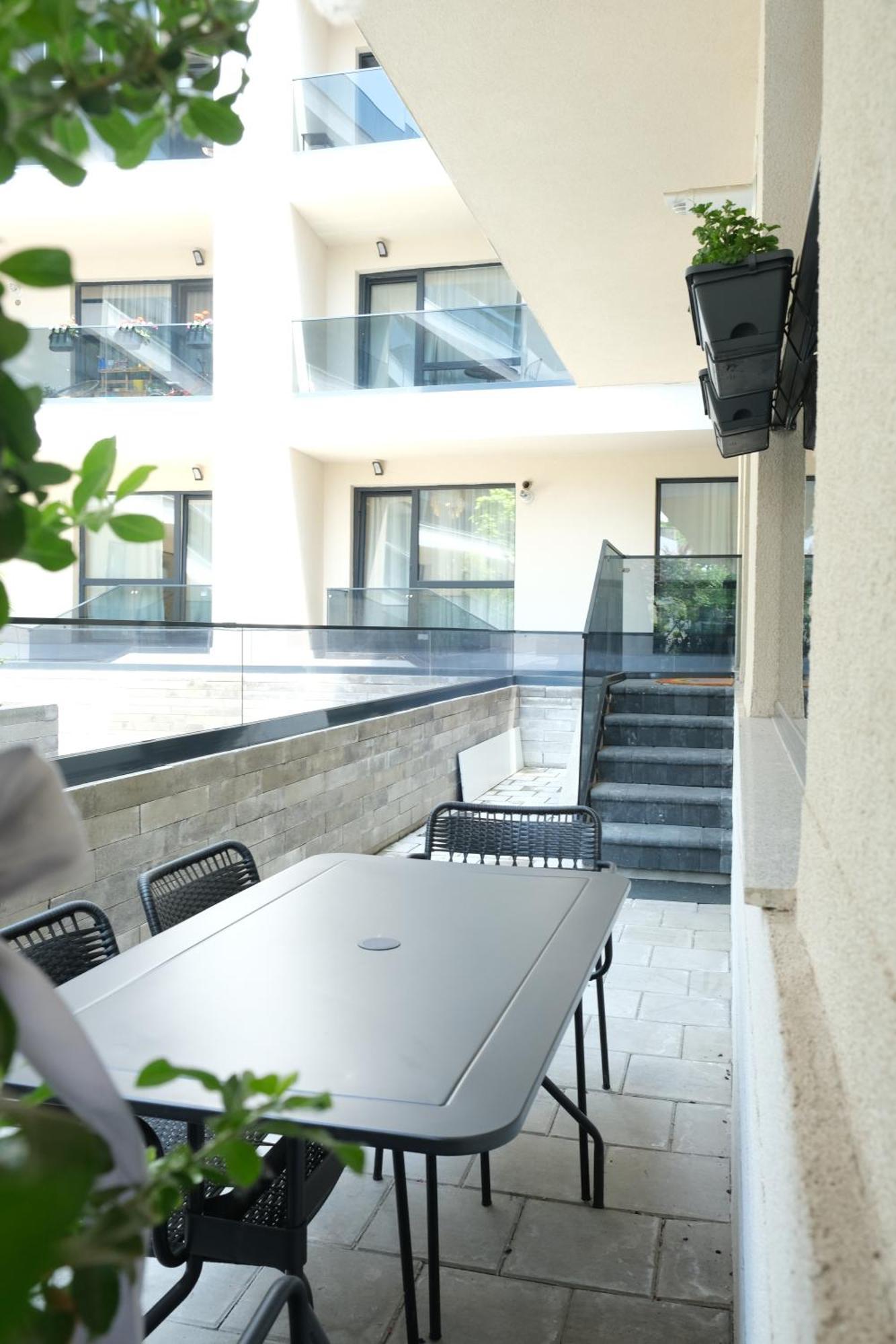 Bucharest Booking Apartments-Self Check-In Exterior photo